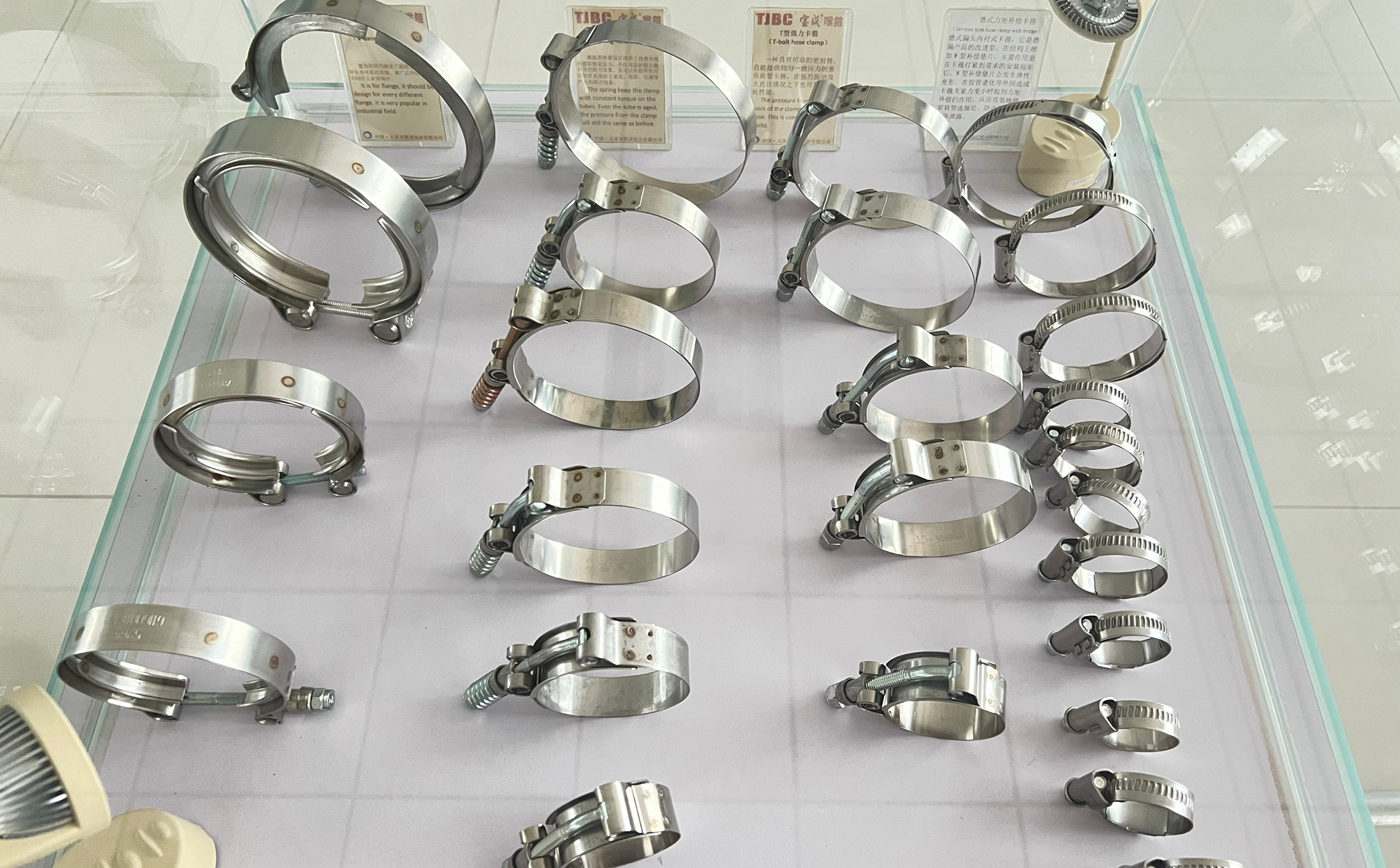 Heavy-Duty Powerhouse | Industrial Grade High-Strength Hose Clamp, Forging Unbreakable Fastening